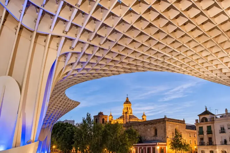 Las Setas de Sevilla iluminadas